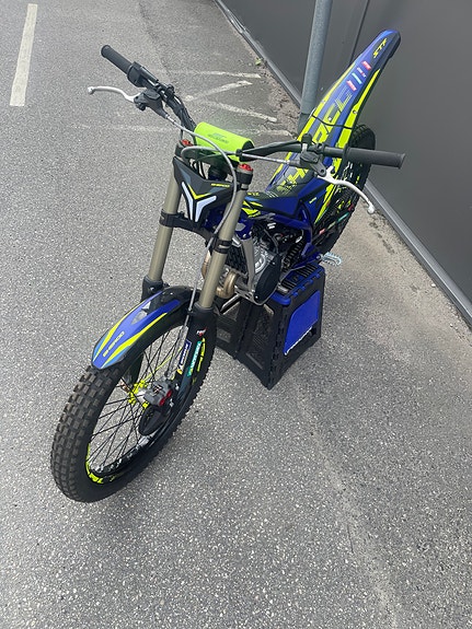 Sherco 125 ST-F Factory 5 of 14