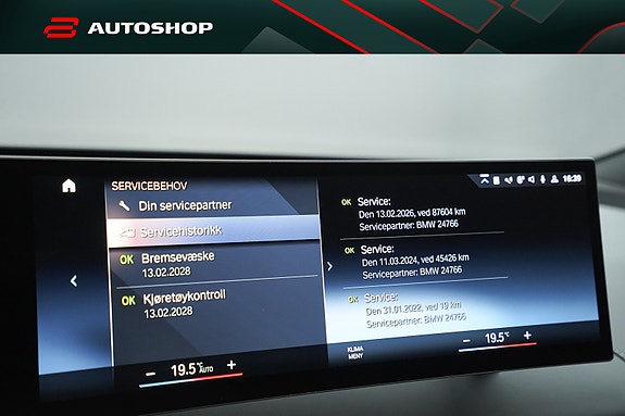 BMW iX 28 of 30