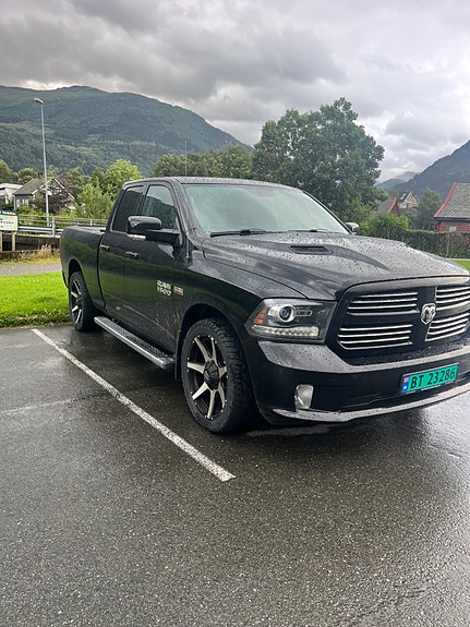 Dodge RAM 2 of 9