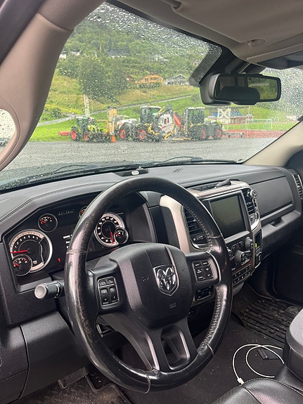 Dodge RAM 6 of 9