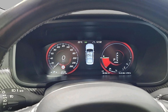Volvo S90 13 of 23