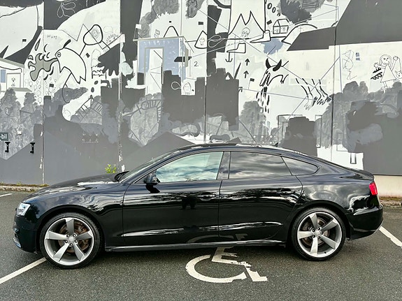 Audi A5 4 of 5
