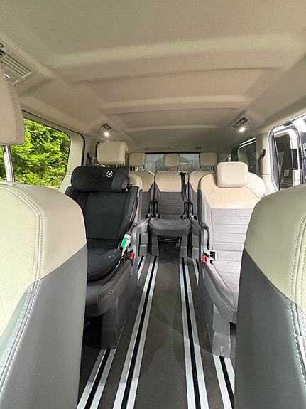 Volkswagen Multivan 11 of 17