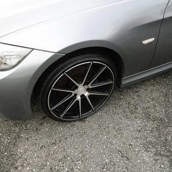 BMW 318d 9 of 28