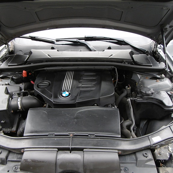 BMW 318d 21 of 28