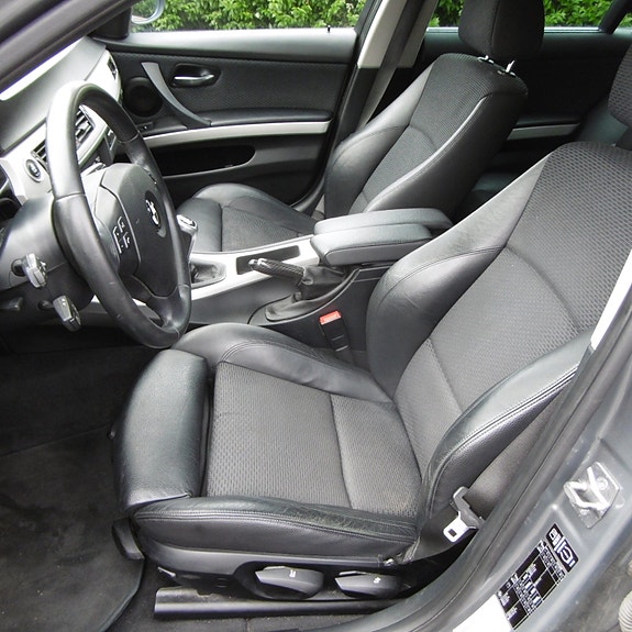 BMW 318d 10 of 28