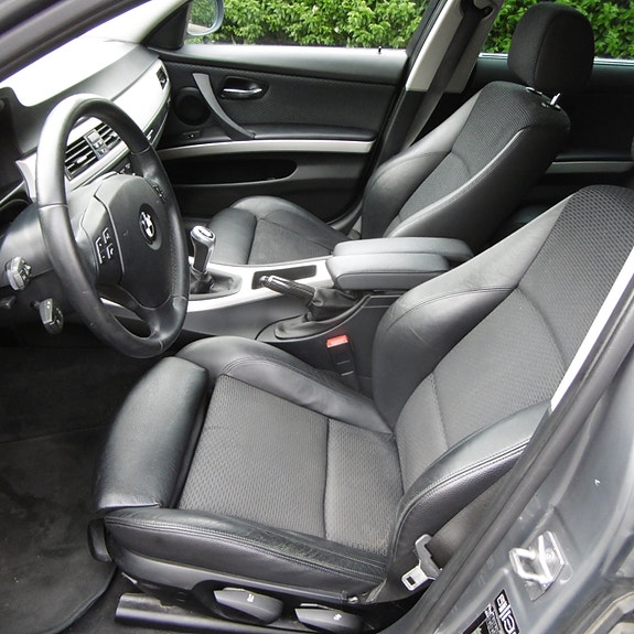 BMW 318d 11 of 28