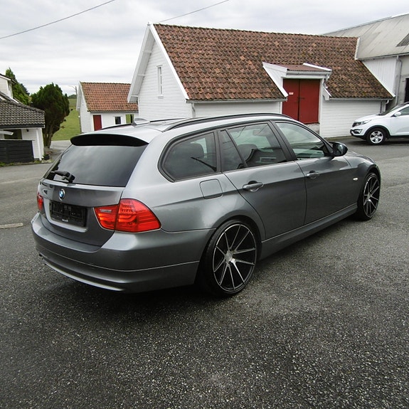 BMW 318d 6 of 28