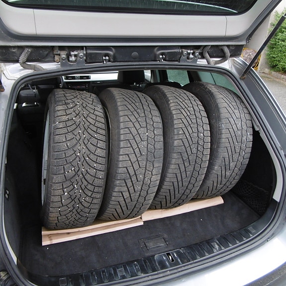 BMW 318d 16 of 28
