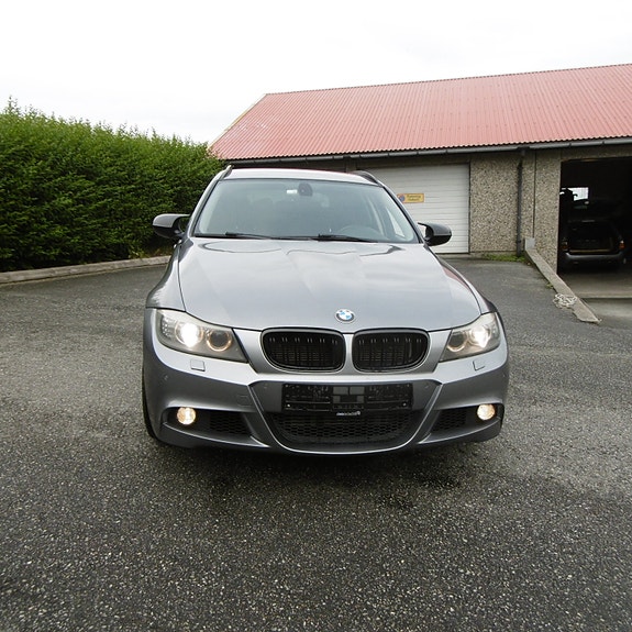 BMW 318d 8 of 28