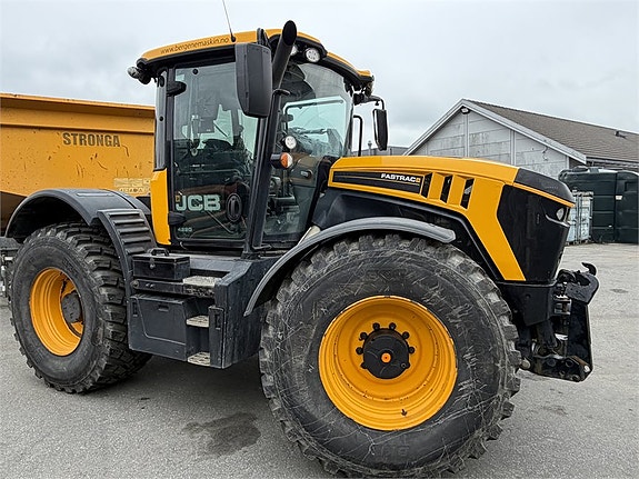 JCB Fasttrack 4 of 30