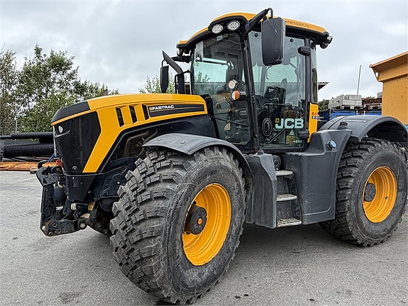 JCB Fasttrack 3 of 30