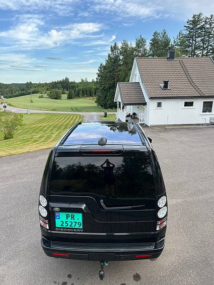 Land Rover Discovery 4 17 of 25