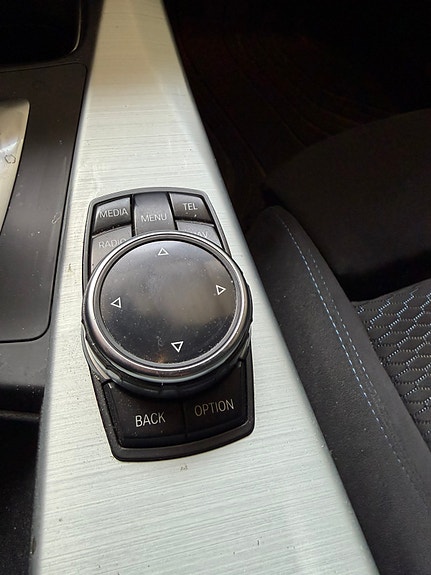 BMW 316i 14 of 30