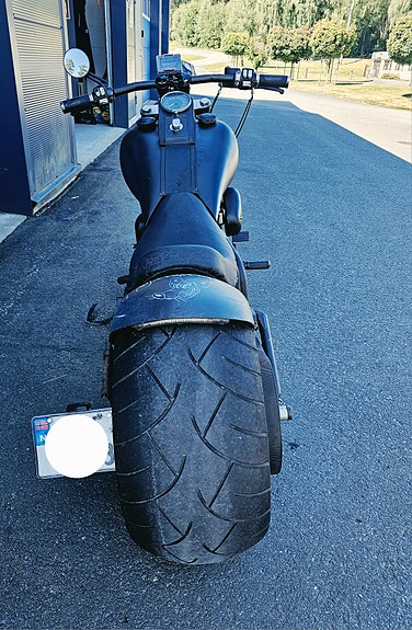Harley-Davidson FLSTC Heritage Softail Classic 9 of 19