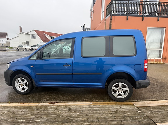 Volkswagen Caddy 4 of 5