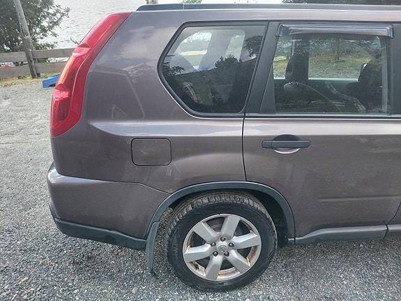 Nissan X-Trail 5 of 5