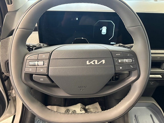 Kia EV3 14 of 21