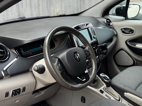 Renault Zoe 11 of 30