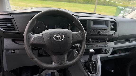 Toyota Proace 13 of 19
