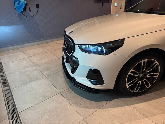 BMW i5 17 of 30