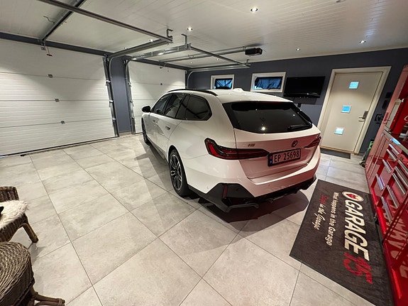 BMW i5 9 of 30