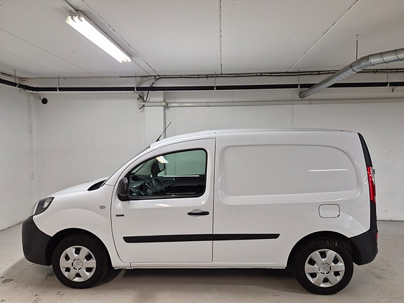 Renault Express 7 of 17
