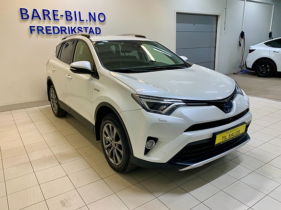 Toyota RAV4 2 of 5