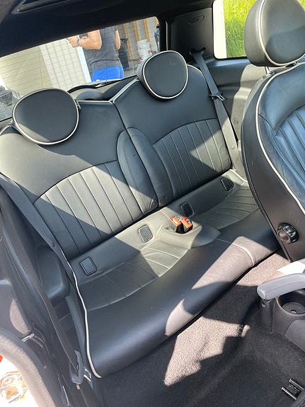MINI Cooper S 11 of 13