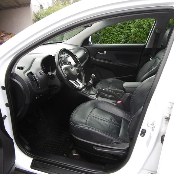 Kia Sportage 13 of 30