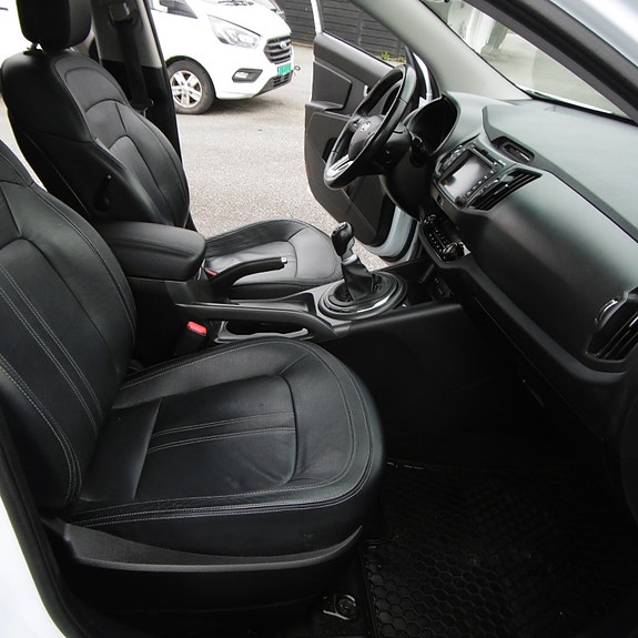 Kia Sportage 27 of 30