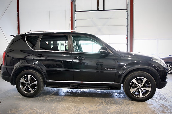 SsangYong Rexton W 13 of 30