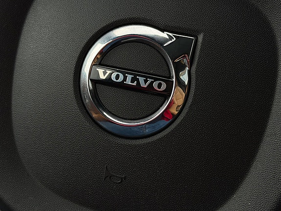 Volvo XC90 9 of 25