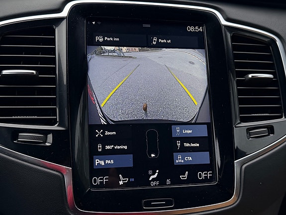 Volvo XC90 21 of 25