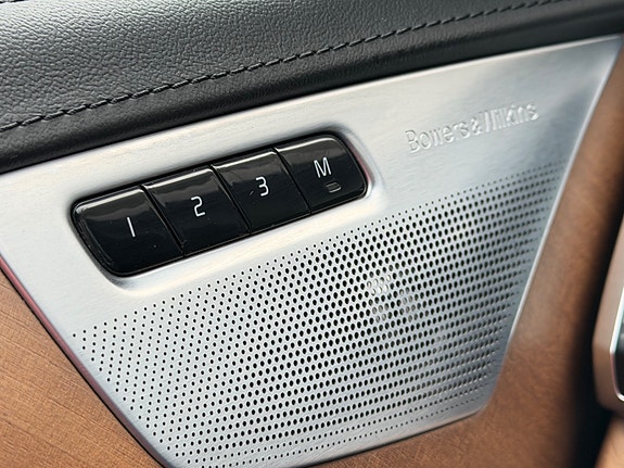 Volvo XC90 19 of 25