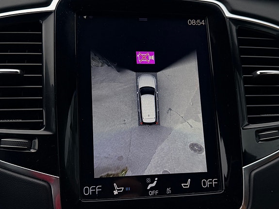 Volvo XC90 25 of 25
