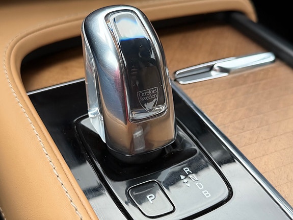 Volvo XC90 12 of 25