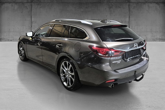 Mazda 6 3 of 5