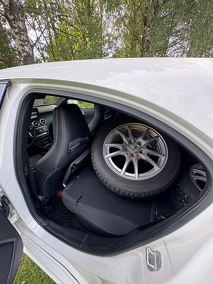 Mercedes-Benz A180 16 of 22