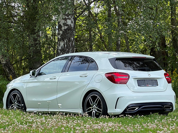 Mercedes-Benz A180 10 of 22