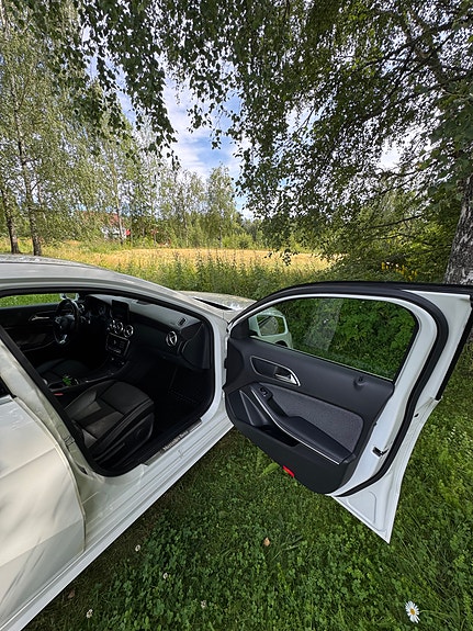 Mercedes-Benz A180 20 of 22