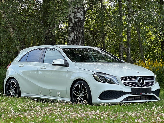 Mercedes-Benz A180 2 of 22