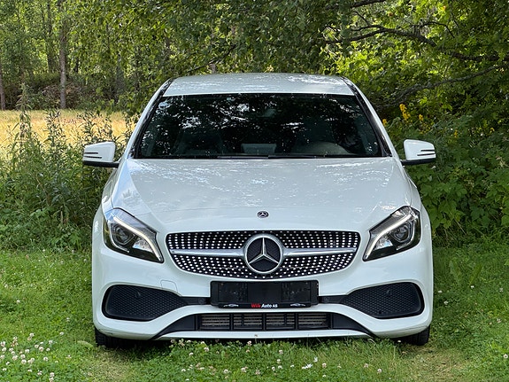 Mercedes-Benz A180 3 of 22