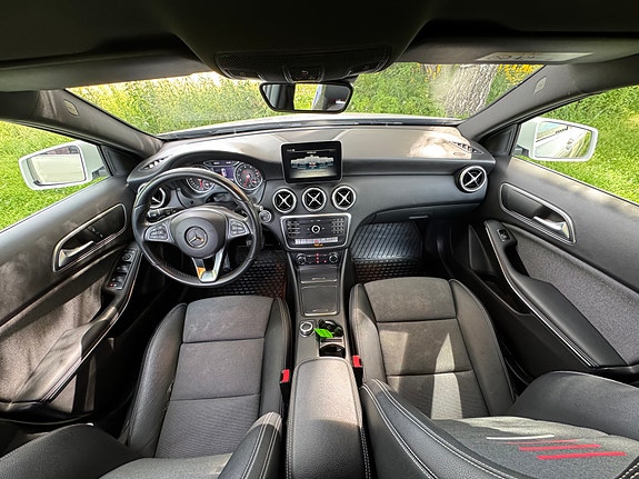 Mercedes-Benz A180 22 of 22