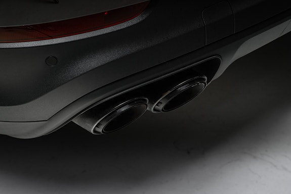 Porsche Cayenne Coupe 19 of 30