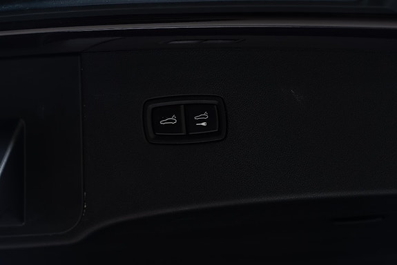 Porsche Cayenne Coupe 24 of 30