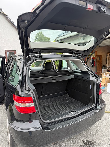 Mercedes-Benz B180 13 of 25