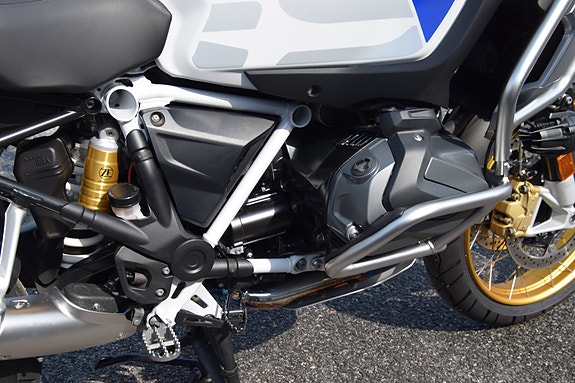 BMW R 1250 GS Adventure HP 21 of 30