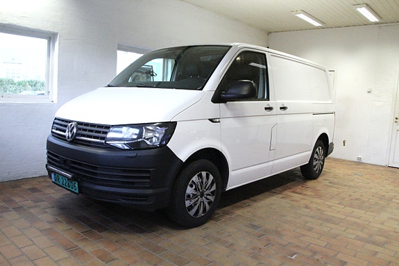 Volkswagen Transporter 2 of 19