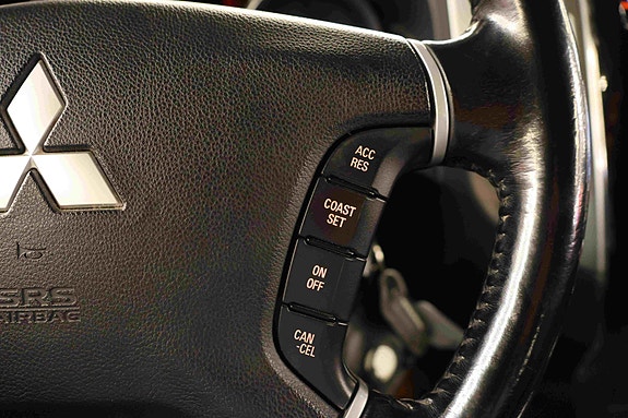 Mitsubishi Pajero 29 of 30
